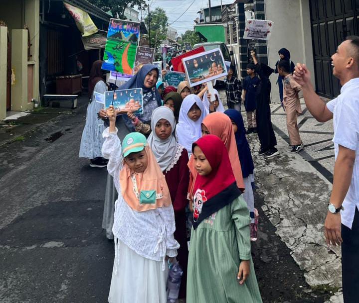 Sambut Isra Mi’raj, SD Muhammadiyah 14 Solo Gelar Pawai hingga Kajian