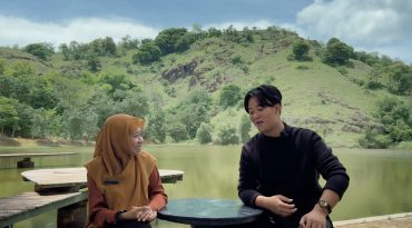 Alumnus UMS Asri Hartanti Buktikan Bahasa Inggris Bisa Dipelajari dari Aktivitas Harian