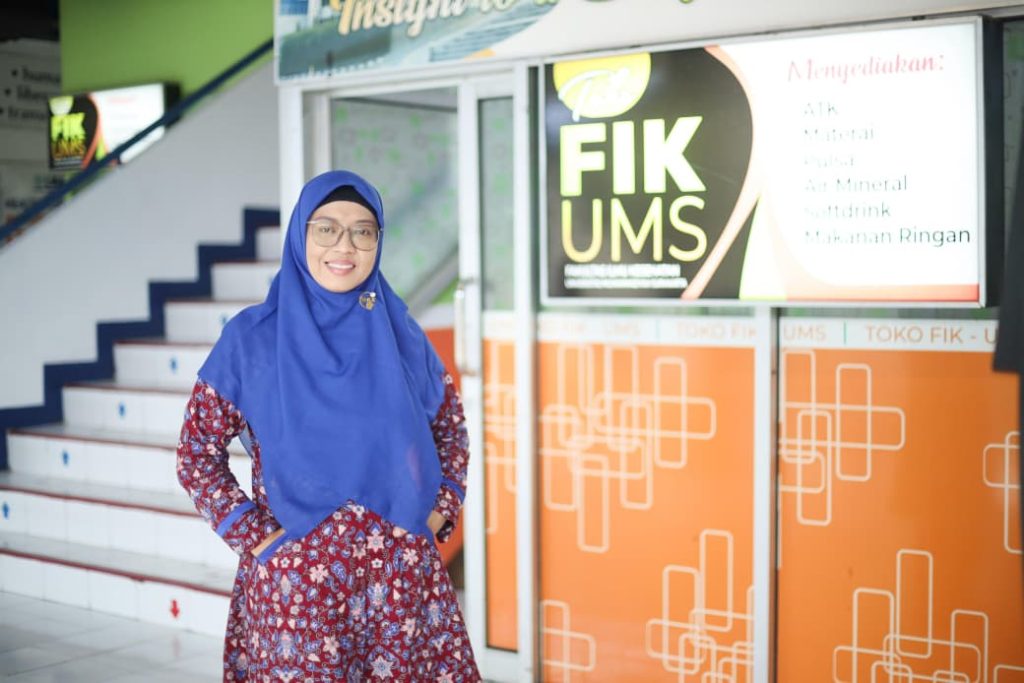 Epidemiolog UMS, Prof. Yuli Kusumawati.