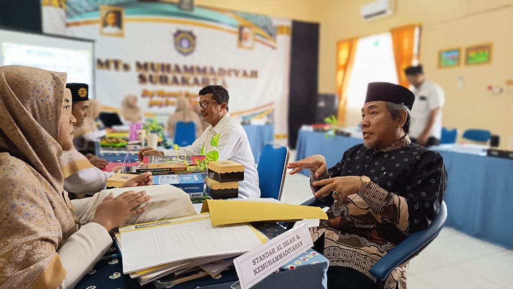 MTs Muhammadiyah Solo Raih Hasil Memuaskan dalam Monev Majelis Pendidikan PDM Solo