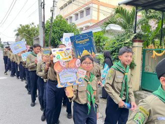 Sambut Ramadan, Ratusan Siswa SMP Muhammadiyah PK Ikuti Kajian Tarhib, Pawai, dan Berbagi