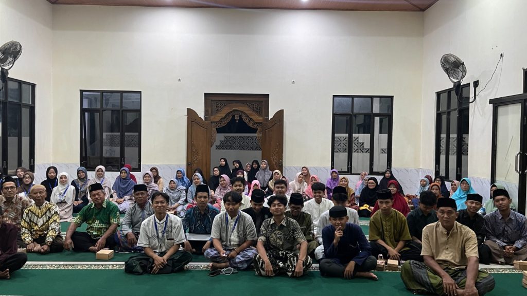 Mahasiswa Kuliah Kerja Nyata Pendidikan (KKN-DIK) Fakultas Keguruan dan Ilmu Pendidikan (FKIP) Universitas Muhammadiyah Surakarta (UMS) yang bertugas di SMA Muhammadiyah 1 Wonogiri menggelar kegiatan pengajian bertema “Modernisasi Strategi Gerakan Dakwah Islam dan Tajdid” pada Minggu (8/2/2026) malam.