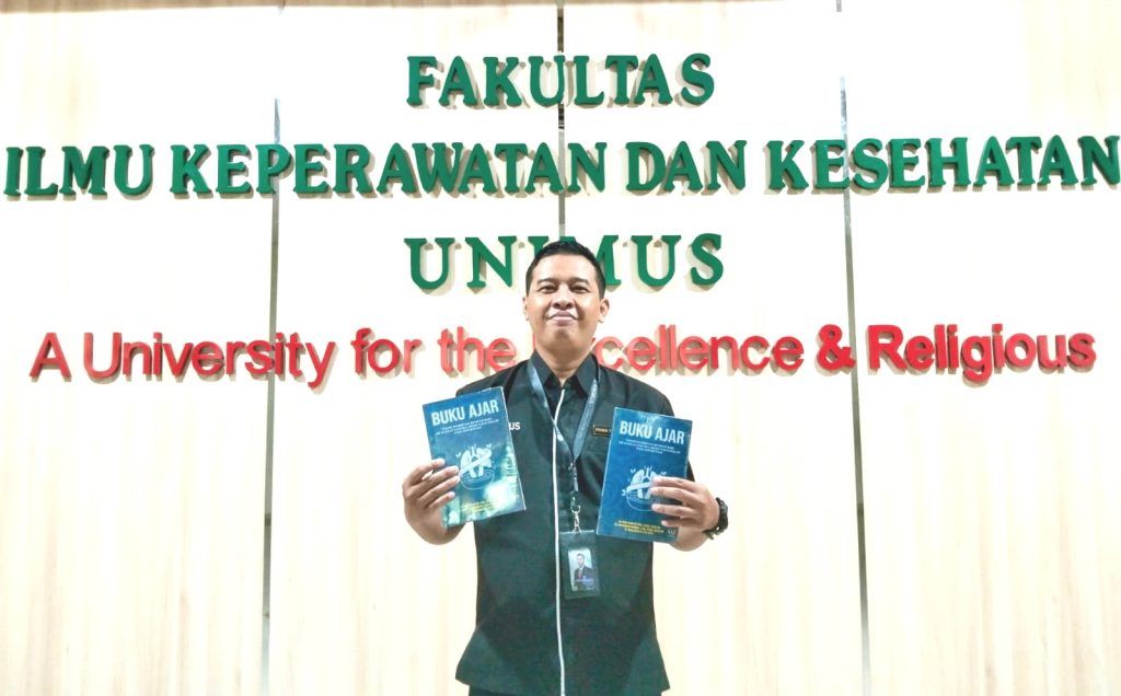 Dosen Spesialis Medikal Bedah Unimus Luncurkan Buku Ajar untuk Kendalikan Kekambuhan Hipertensi