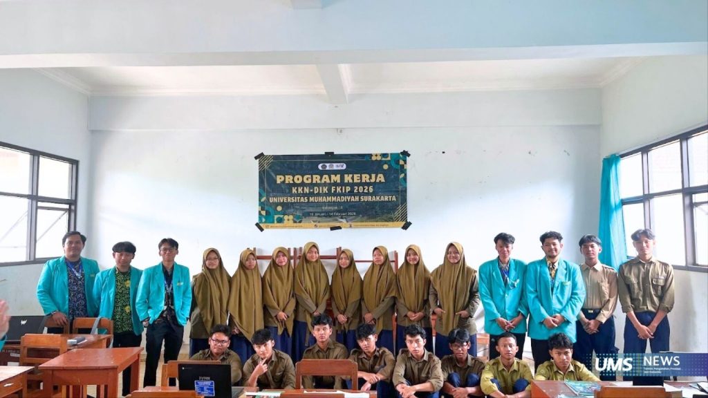 Universitas Muhammadiyah Surakarta (UMS) melalui mahasiswa Kuliah Kerja Nyata (KKN) Fakultas Keguruan dan Ilmu Pendidikan (FKIP) sukses menyelenggarakan pengenalan dan pelatihan Artificial Intelligence (AI) bagi siswa SMA Muhammadiyah 1 Wonogiri pada Jumat (23/1/2026).