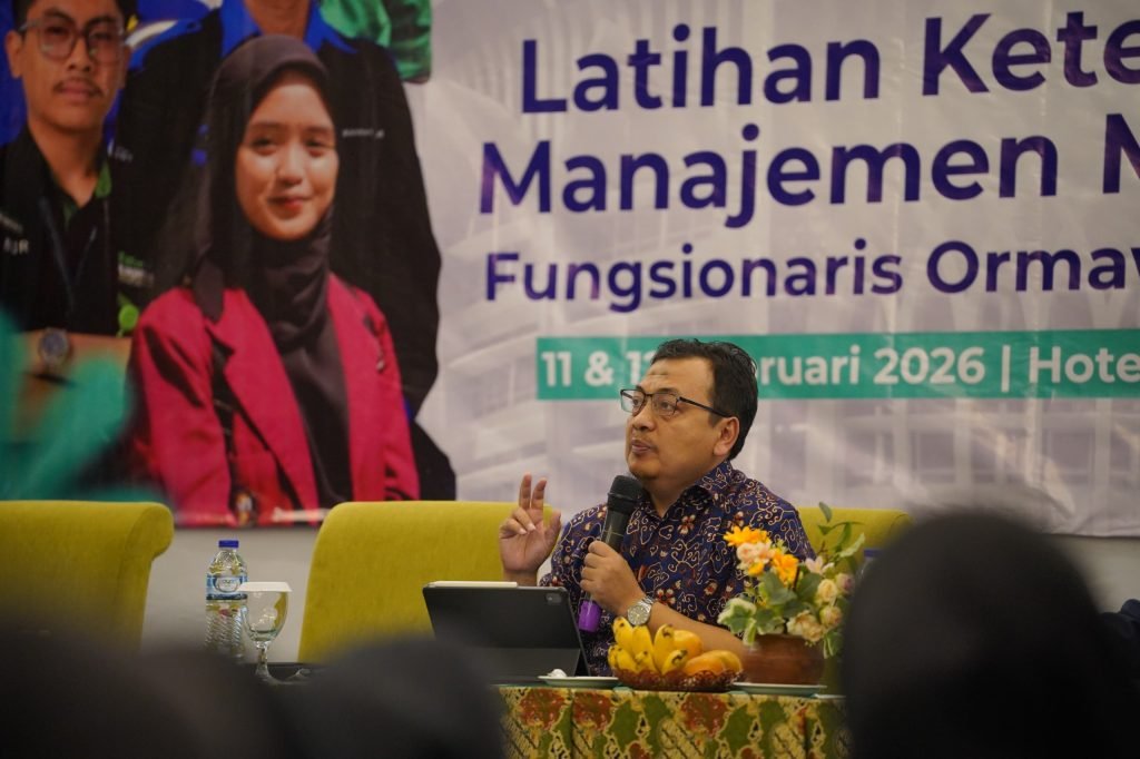 Universitas Muhammadiyah Surakarta (UMS) menyelenggarakan materi ketiga dalam rangkaian Latihan Keterampilan Manajemen Mahasiswa (LKMM) Fungsionaris Ormawa yang bertempat di Hotel Syariah Lorin Solo.