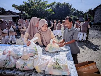 Live In di Wonogiri, 150 Siswa SMP Muhammadiyah PK Solo Belajar Mandiri