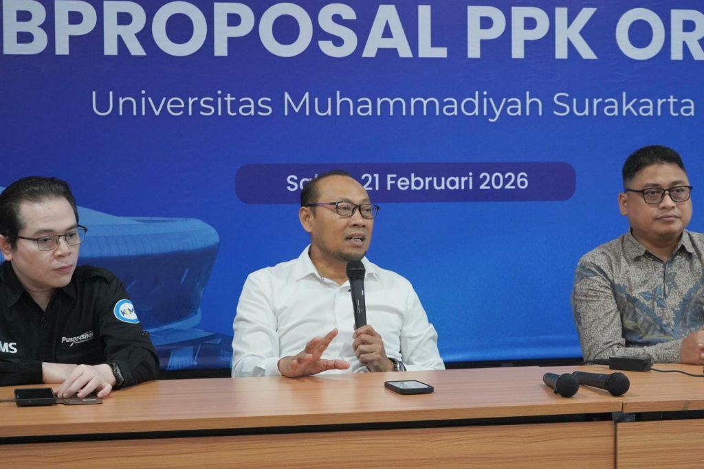 Universitas Muhammadiyah Surakarta (UMS) melalui Direktorat Kemahasiswaan dan Pengembangan Talenta Inovasi (DKPTI) menyelenggarakan Workshop Penyusunan Sub-Proposal Program Penguatan Kapasitas Organisasi Kemahasiswaan (PPK Ormawa) Tahun 2026.