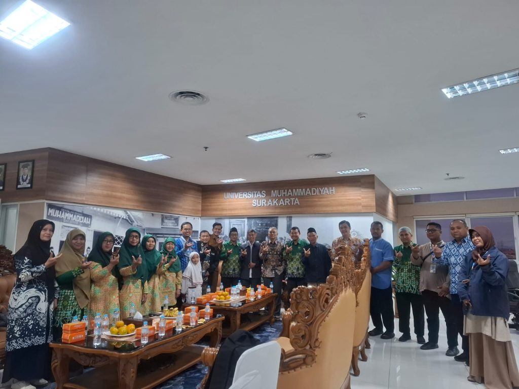 Sinergi PCM Colomadu-UMS Wujudkan Pengembangan AUM dan Penguatan Kader Muhammadiyah