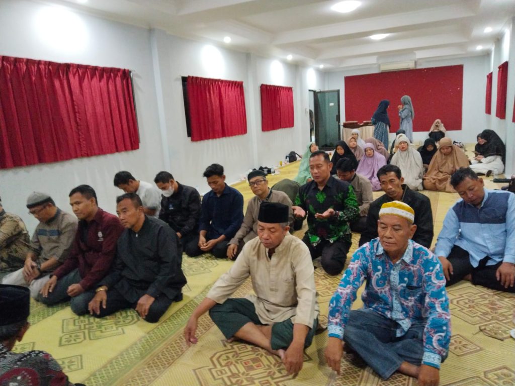 Pondok Pesantren Muhammadiyah Manafi’ul ‘Ulum (PonpesMU) Canden-Sambi-Boyolali menggelar Kajian Ramadhan Series #3 pada Kamis, (5/3/2026) di RM Ayam San Sambi. Kegiatan yang berlangsung pukul 16.30–17.30 WIB ini mengangkat tema “Meraih Keberkahan Ramadhan dengan Amal Shalih, Menjemput Lailatul Qadr.”