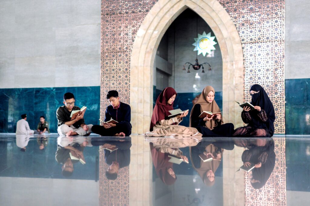 Tak Hanya Ibadah, Dosen UMS Dorong Masjid Jadi Pusat Dakwah dan Pendidikan