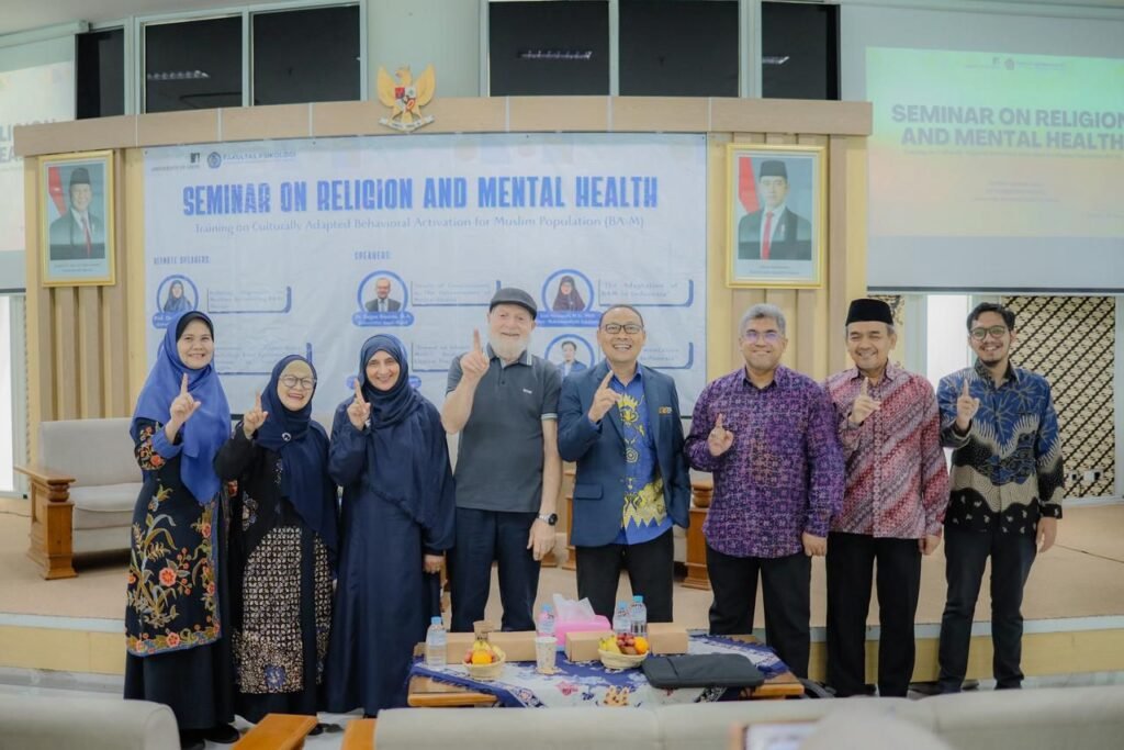 Depresi saat ini menjadi penyebab utama disabilitas global, sehingga intervensi dini menjadi prioritas dalam kebijakan kesehatan internasional. Hal tersebut disampaikan Prof. Ghazala Mir dari Nuffield Centre for International Health and Development University of Leeds yang menyoroti tingginya angka depresi pada populasi Muslim, khususnya di Inggris, Pakistan, dan Indonesia.