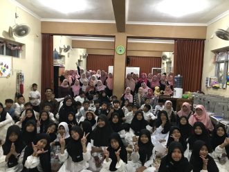 Paguyuban Wali Murid Kelas 4 SD Muhammadiyah PK Banyudono Gelar Pengajian dan Buka Bersama
