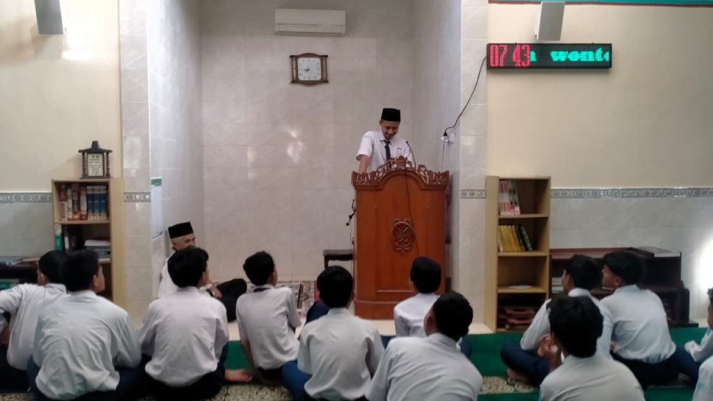 Perkuat Karakter dan Percaya Diri Siswa, MTs Muhammadiyah Solo Gelar Program “Voice of Ramadan”
