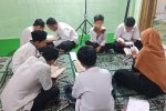 Baitul Arqam MTs  Muhammadiyah Solo Baitul Arqam Diisi Praktik Ibadah Harian dan Diskusi Remaja