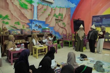 Padukan Teori dan Praktik, Mahasiswa PG PAUD UMS Dilatih Rancang Outbound Edukatif