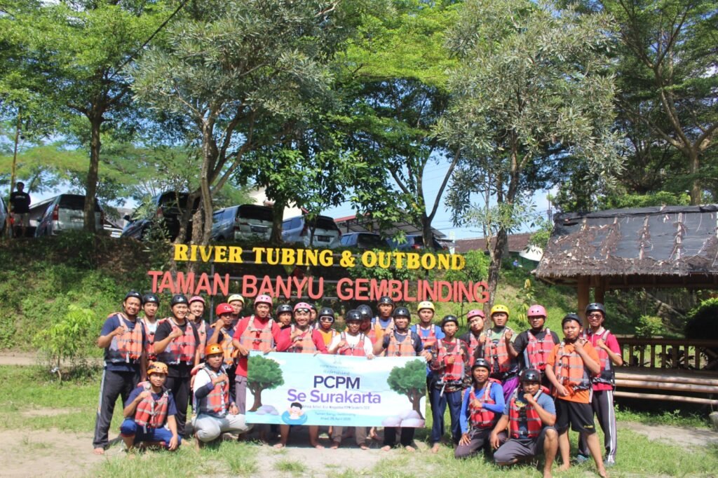 Touring hingga River Tubing di Kali Pusur, PDPM Solo Pererat Soliditas Antarcabang