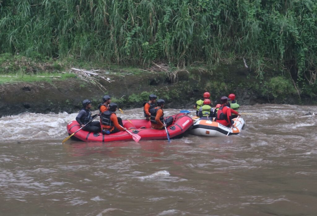 KMPA Giri Bahama UMS Integrasikan Olahraga Arus Deras dengan Ilmu Geografi