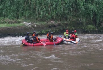 KMPA Giri Bahama UMS Integrasikan Olahraga Arus Deras dengan Ilmu Geografi