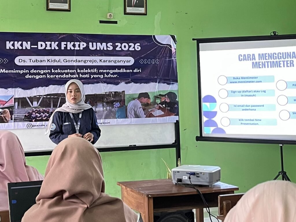 Dari Mentimeter sampai Kahoot, KKN-DIK UMS Dorong Guru di Karanganyar Manfaatkan Teknologi