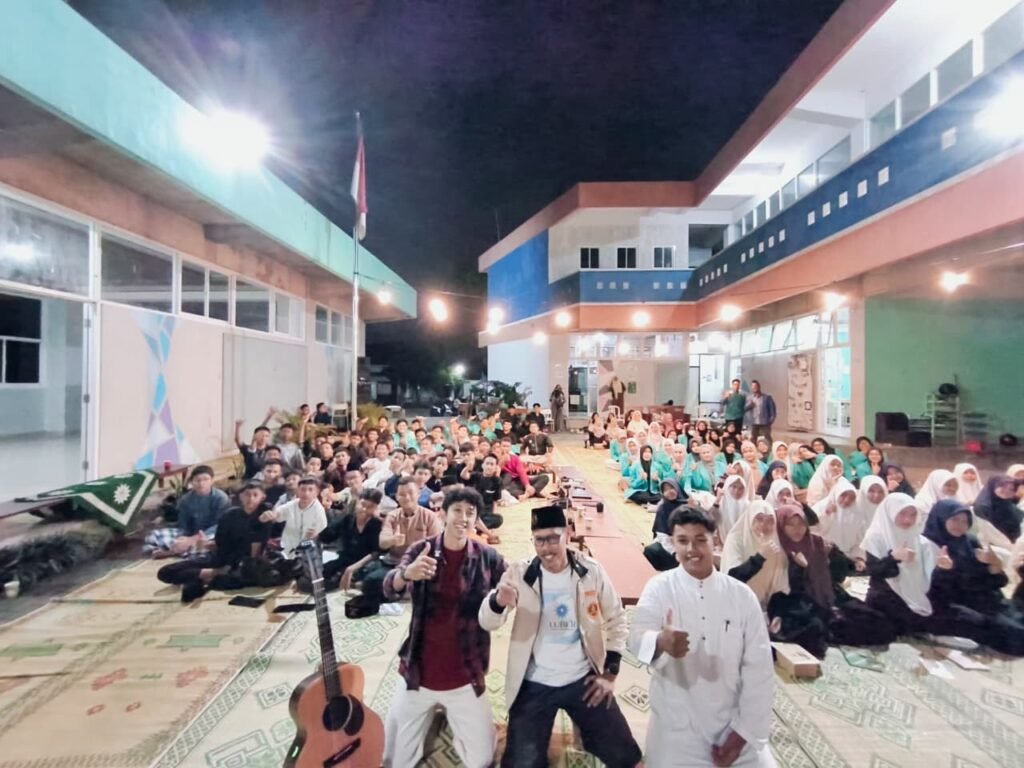200 Anak Muda Padati Kajian AMM Colomadu, Dakwah Dikemas dengan Konsep Tongkrongan
