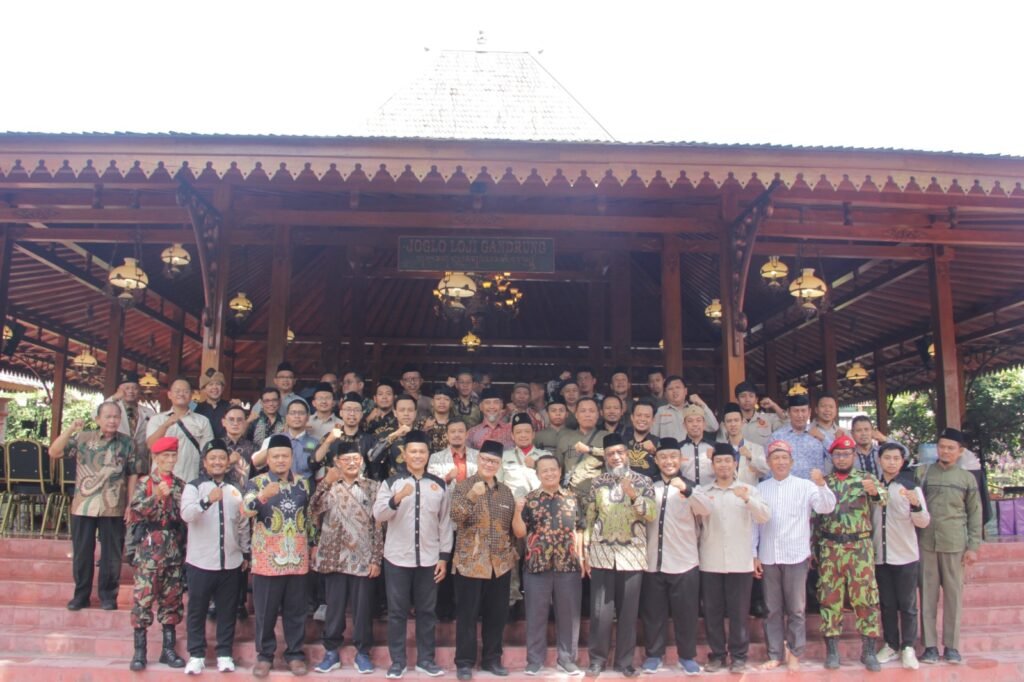 Pemuda Muhammadiyah Solo Diajak Aktif Cari Solusi Persoalan Sampah