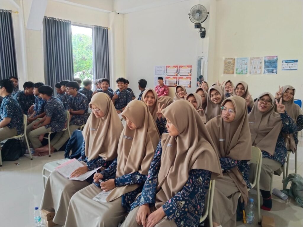 SMA Muhammadiyah Al Kautsar Program Khusus (PK) Kartasura menyelenggarakan Baitul Arqam Purna Study bagi siswa kelas XII, Rabu (6/5/2026), di aula sekolah.