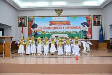 TK Aisyiyah Bolon 1 Lepas 21 Siswa Menuju Jenjang Sekolah Dasar