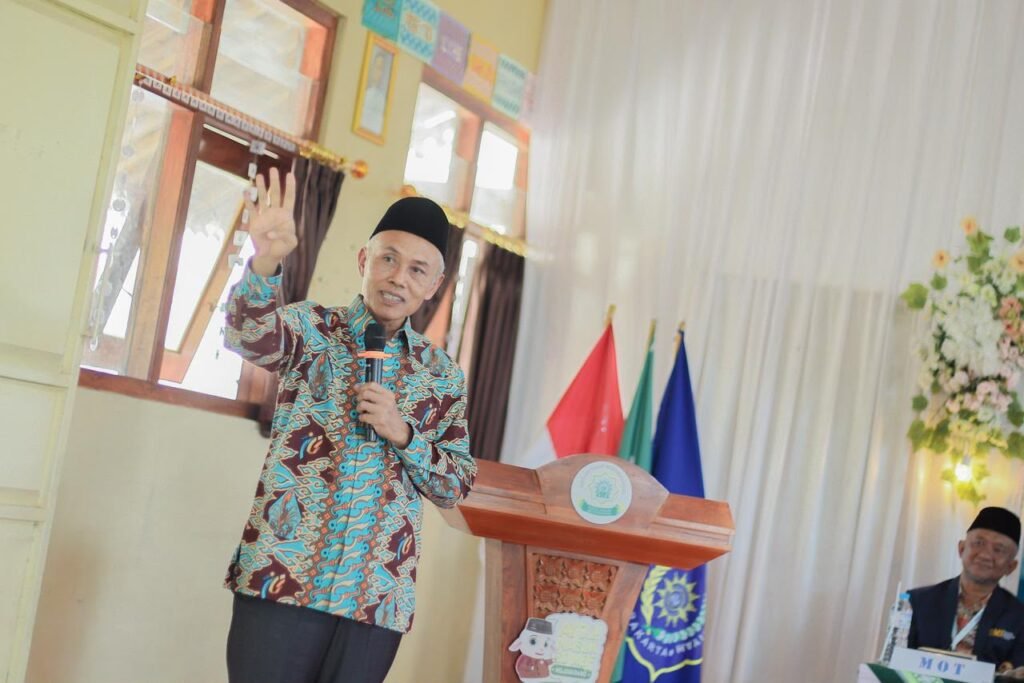 Universitas Muhammadiyah Surakarta (UMS) menggelar pembukaan Baitul Arqam Dosen pada Kamis (18/6/2026) di SD Muhammadiyah Baitul Falah (MBF) Bancak, Mojogedang, Karanganyar.