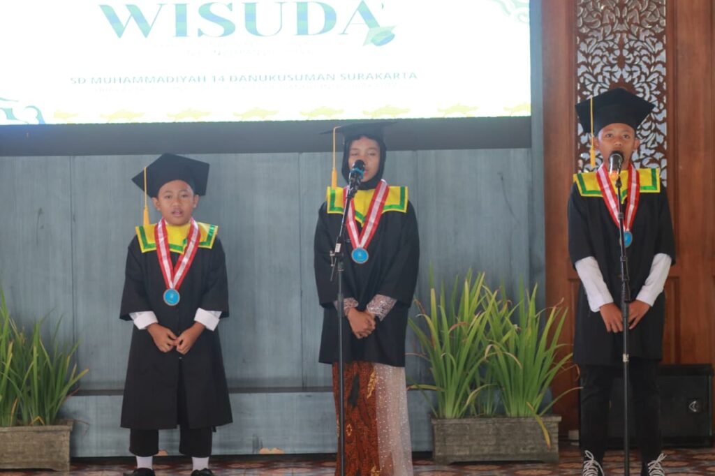 Akhirussanah SD Muhammadiyah 14 Danukusuman Diwarnai Wisuda Tahfidz Juz 30 Perdana
