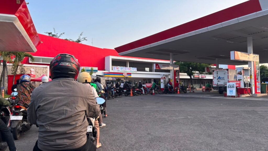 Pertamax Naik ke Rp16.250, Pengamat UMS Soroti Beban Kelas Menengah