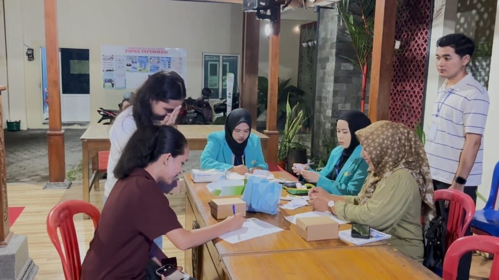 Website Check Your Hb Jadi Inovasi KKN FIK UMS untuk Posyandu Remaja