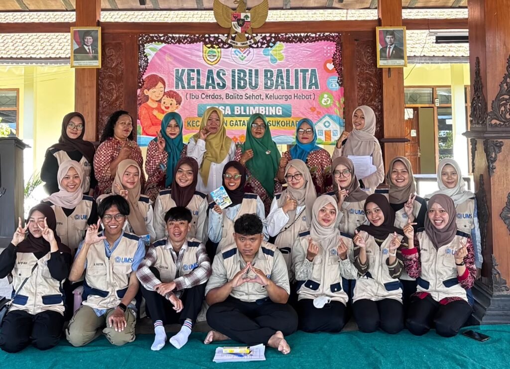 Program Penguatan Kapasitas Organisasi Kemahasiswaan (PPK Ormawa) Pengembangan Prestasi dan Riset Mahasiswa (PRISMA) Universitas Muhammadiyah Surakarta (UMS) membentuk Lembaga Ibu Sigap di Desa Blimbing, Kecamatan Gatak, Kabupaten Sukoharjo.
