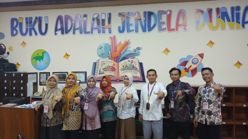 Pustakawan SD Muhammadiyah 1 Solo Jadi Mentor Pelatihan Nasional Perpustakaan Sekolah