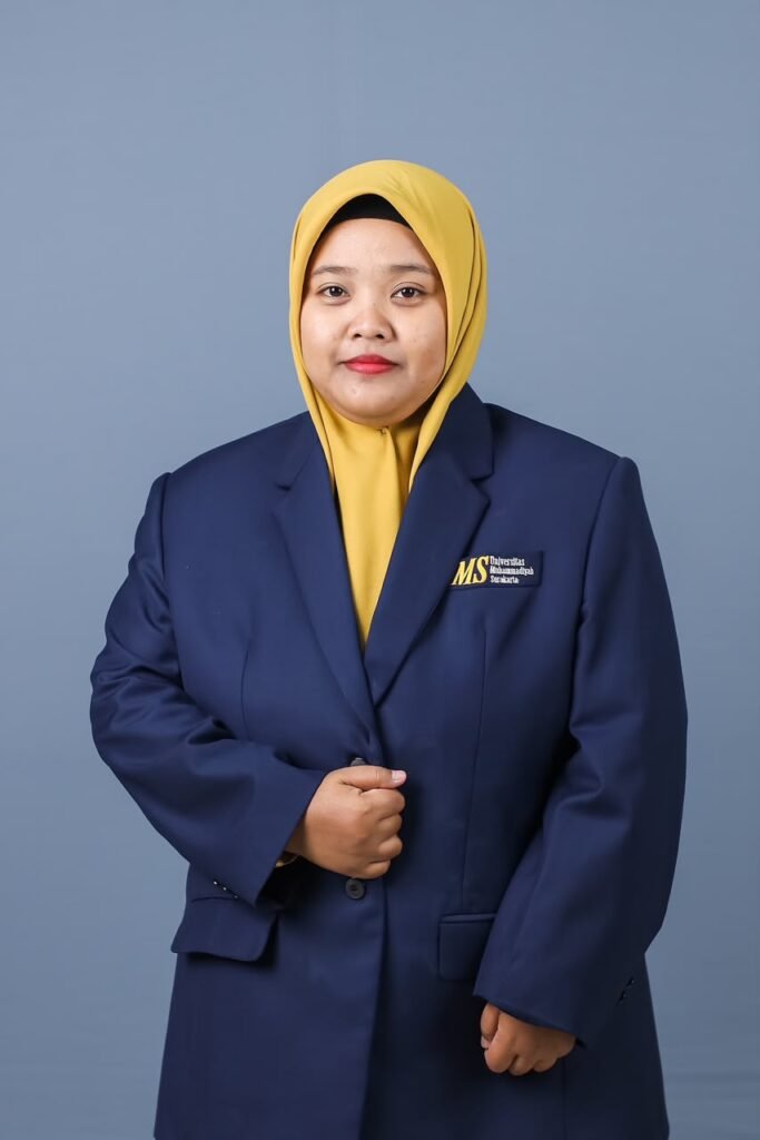 Dosen Program Studi Pendidikan Agama Islam (PAI) Fakultas Agama Islam (FAI) UMS, Nurul Latifatul Inayati, meraih penghargaan Top Lecturer in International PAI Publication dalam rangkaian Annual International Conference on Islamic Religious Education (AICIRE) 2026 yang diselenggarakan di Bandung pada 14–16 Juli 2026.