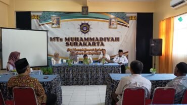 MTs Muhammadiyah Surakarta Dukung Evaluasi Nasional Kinerja Guru Bersama BPKP