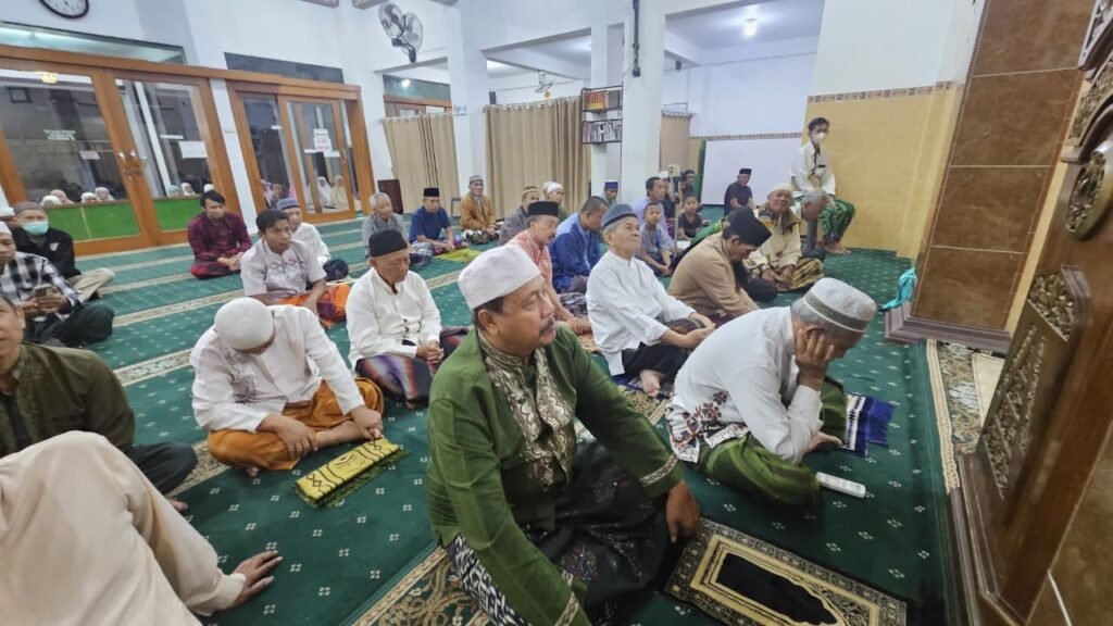 Kajian Ahad Subuh Barokah Masjid Sidodadi Perkuat Iman dan Ukhuwah Jemaah