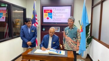 Benchmarking ke Kampus Malaysia UKM, Rektor UMS Perkuat Kolaborasi Internasional