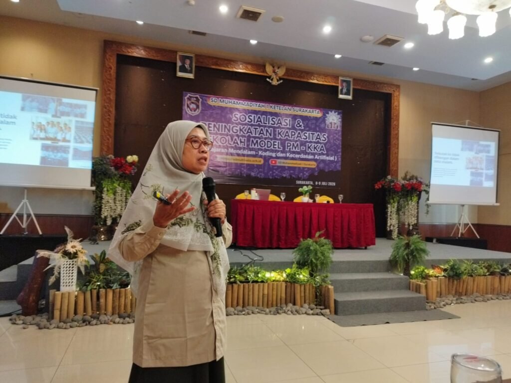 Sosialisasi dan Peningkatan Kapasitas Sekolah Model Pembelajaran Mendalam, Koding, dan Kecerdasan Artifisial (PM-KKA) di Hotel Red Chilies, Solo, Rabu (8/7/2026).