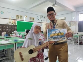 Ekstrakurikuler Berkemajuan SD Muhammadiyah 1 Solo Padukan AI, Musik hingga Jurnalistik