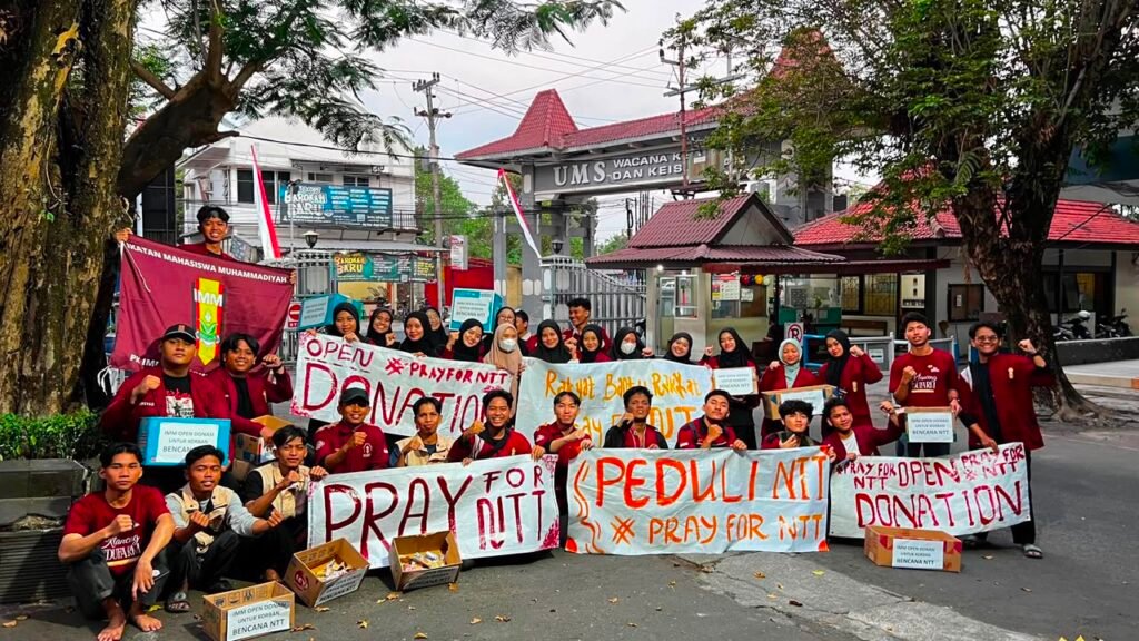 Ikatan Mahasiswa Muhammadiyah (IMM) Kabupaten Sukoharjo melalui Bidang Sosial Pemberdayaan Masyarakat (SPM) menggelar aksi penggalangan dana kemanusiaan untuk membantu masyarakat terdampak gempa bumi di Nusa Tenggara Timur (NTT), Rabu (26/8/2026).