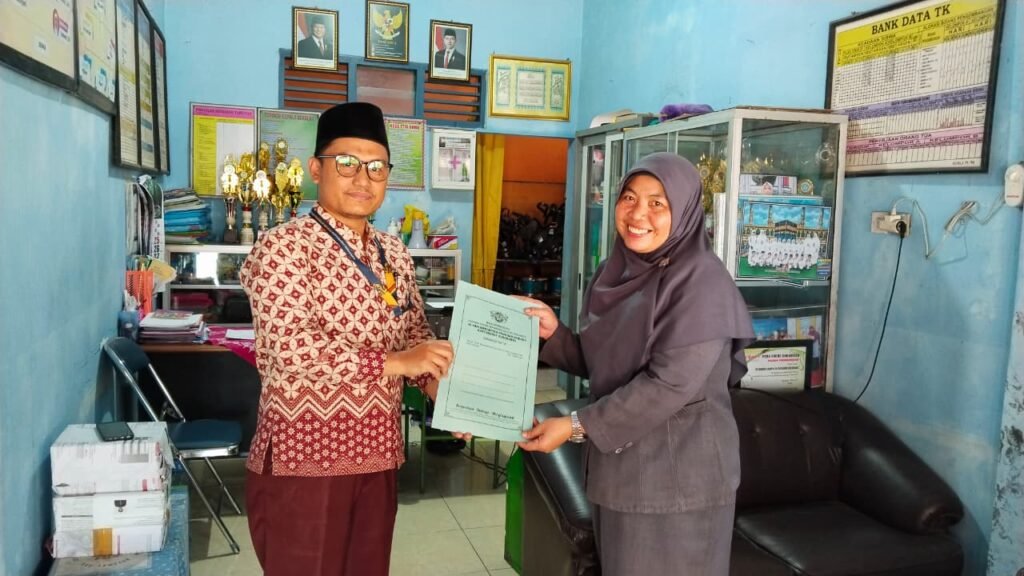 Lazismu SD Muhammadiyah PK Solo Perkuat Akses Pendidikan Anak Prasejahtera di Blulukan