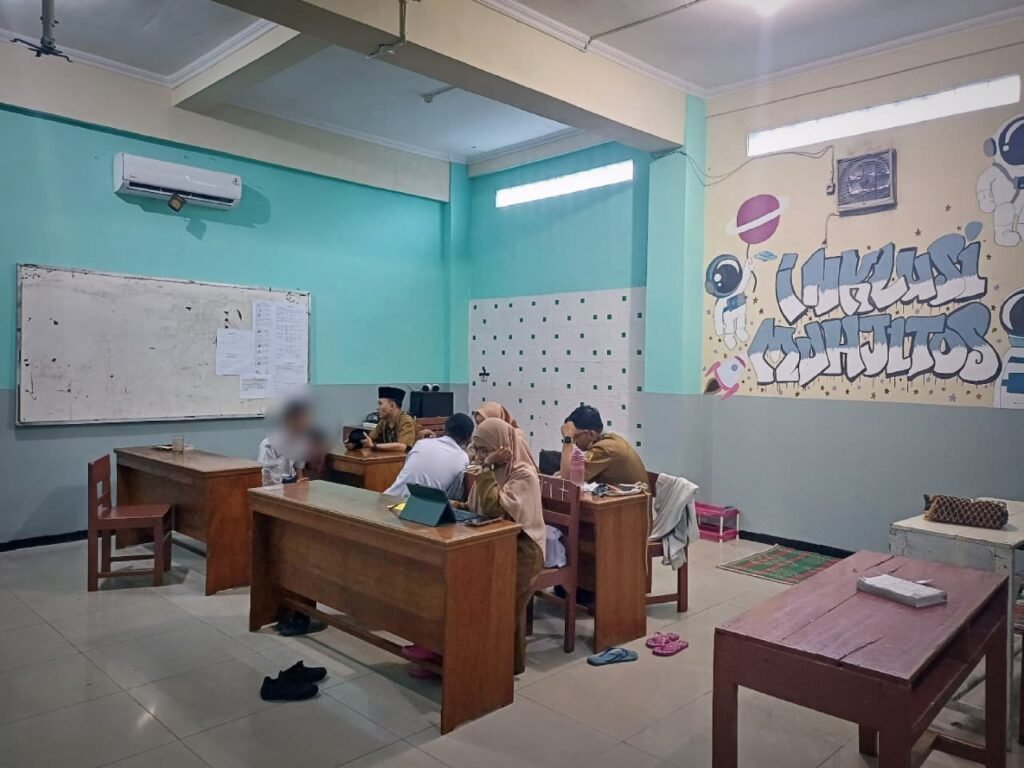 Mahasiswa PLP UMS Belajar Pendampingan Anak Berkebutuhan Khusus