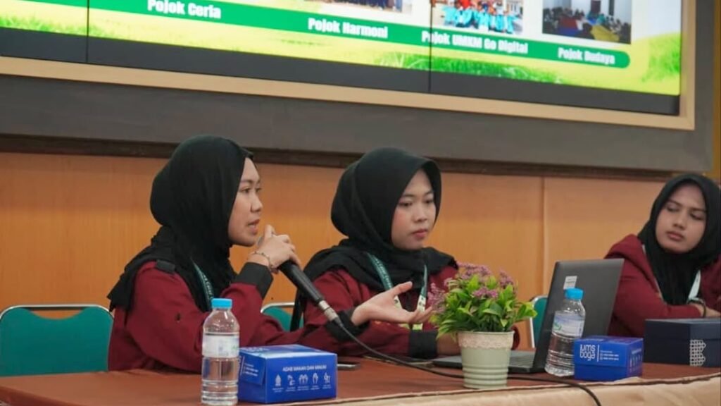 Universitas Muhammadiyah Surakarta (UMS) memperkuat kolaborasi dengan Pemerintah Kabupaten Boyolali untuk mendorong pembangunan desa berbasis potensi lokal melalui Program Penguatan Kapasitas Organisasi Kemahasiswaan (PPK Ormawa) 2026.