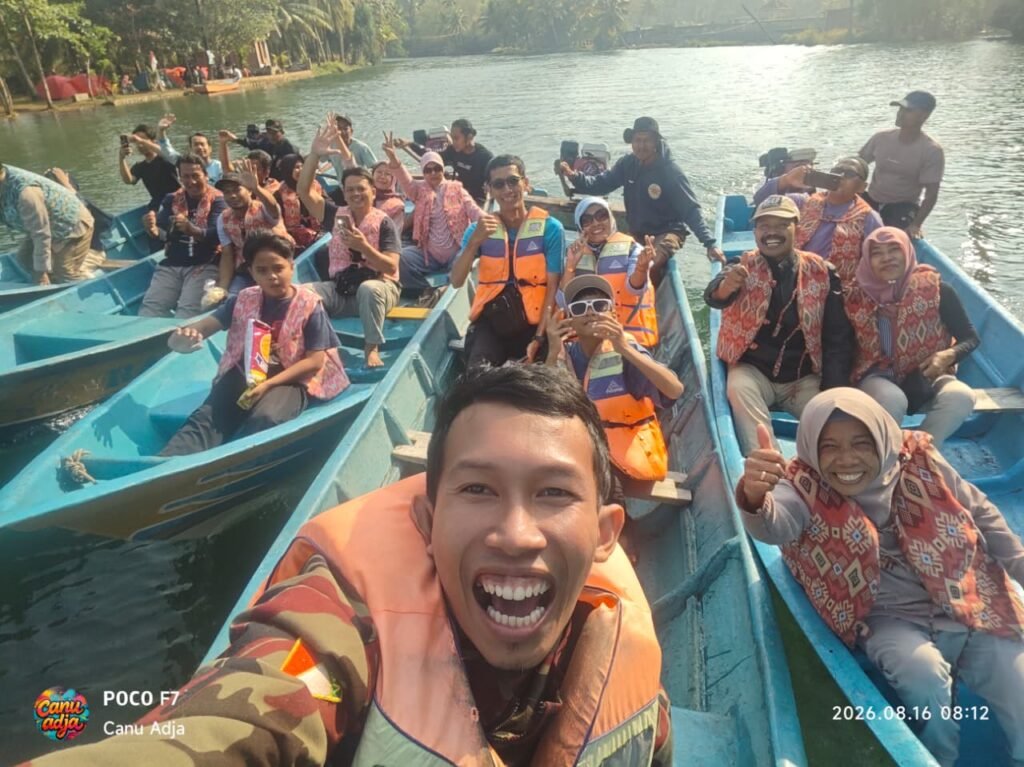 Komunitas Bikersmu Solo menggelar touring sekaligus camping ke Pacitan selama dua hari satu malam, 15-16 Agustus 2026. Kegiatan tersebut diikuti sekitar 30 peserta dengan mengusung semangat kebersamaan, silaturahmi, dan penguatan nilai keagamaan.