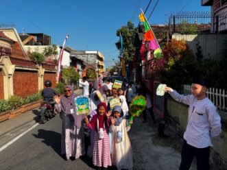 Pawai Maulid Nabi Jadi Cara SD Muhammadiyah 14 Danukusuman Tanamkan Keteladanan