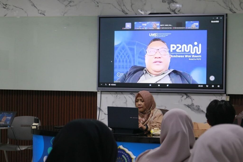 Business War Room UMS Bekali Mahasiswa P2MW Strategi Bisnis
