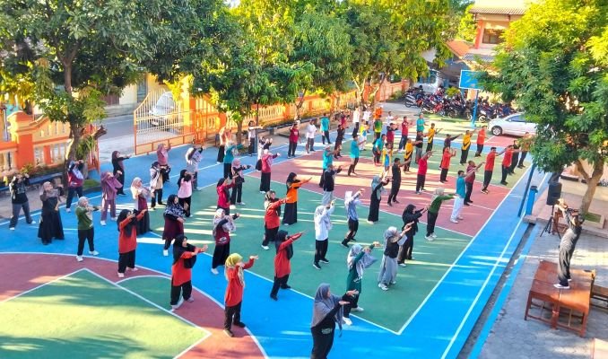 Guru-Karyawan SD Muh 1 dan SMP Muh PKBS Didorong Perkuat Profesionalisme dan Komitmen Persyarikatan