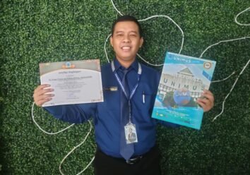 Produktif Menulis, Prima Trisna Aji Terima Penghargaan Buku ISBN Terproduktif UNIMUS 2026