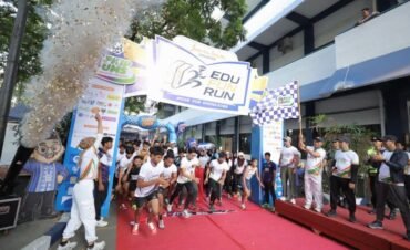 Pelari dari Jawa Barat Tempuh 5K, Edu Fun Run FKIP UMS Dinilai Kondusif