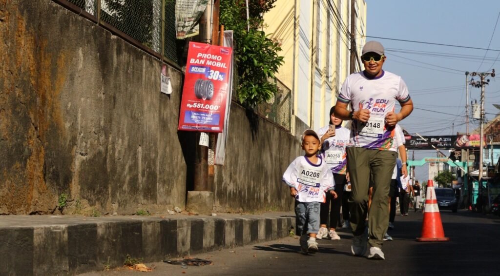 Baru 3 Tahun, Abqory Berhasil Selesaikan Lintasan Edu Fun Run UMS